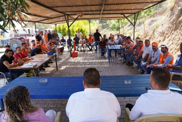 Seferihisar Belediyesinde Bayram Sevinci