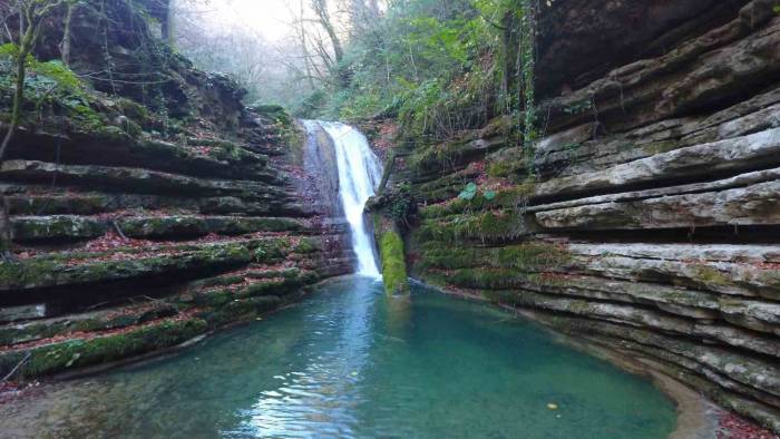 Sinop Erfelek Tatlıca Şelaleleri Ziyaretçilerini Bekliyor