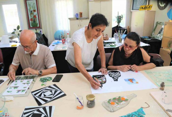 Unutulmaya Yüz Tutmuş Sanatlar Yüreğir’de Hayat Buluyor