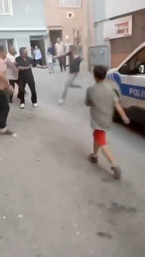 Bursa’da Husumetli Ailelerin Meydan Muharebesi Kameralara Yansıdı