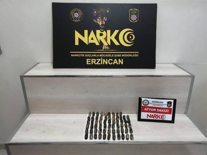 İranlı Uyuşturucu Kuryesinin Midesinden 711 Gram Uyuşturucu Çıktı