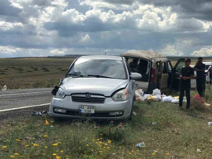 Kars’ta Trafik Kazası: 3’ü Çocuk 12 Yaralı