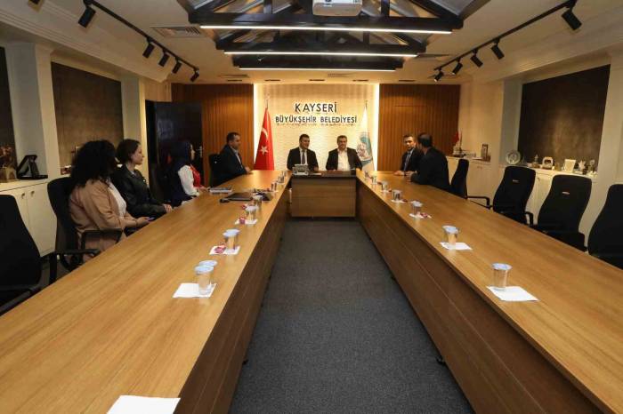 Büyükşehir Kaymek İle Hacılar Adem Arasında ’el Sanatları Kursları’ İş Birliği Protokolü