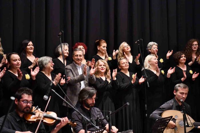 Sevda Şarkıları Konserine Tam Not