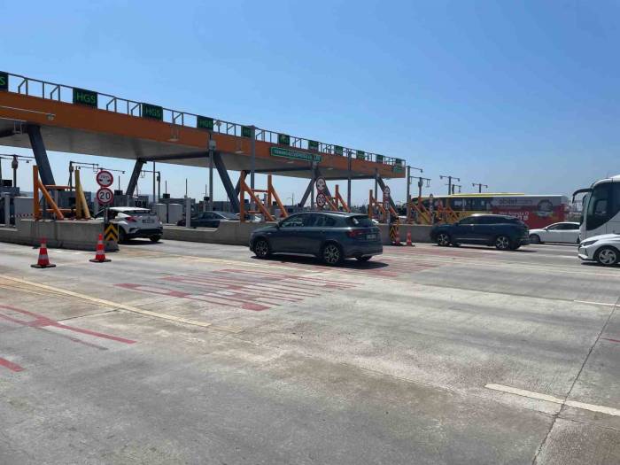 Osman Gazi Köprüsü’nde Akıcı Yoğunluk