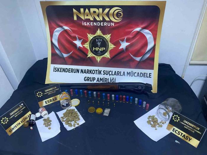 Hatay’da Uyuşturucu Taciri 2 Kişi Yakalandı