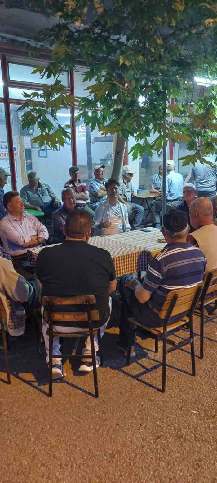 Evreşe Belediyesi Çiftçilerin Biçerdöver Masrafının Bir Bölümünü Karşılıyor