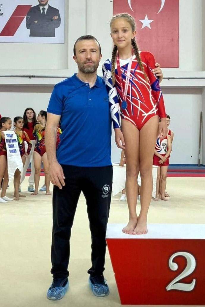 Kepez’in Cimnastikçilerine 3 Altın