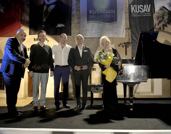 Dünyaca Ünlü Devlet Sanatçısından Kuşadası’nda Piyano Resitali