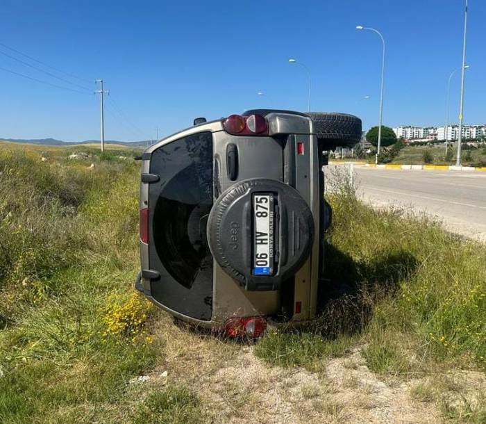 Takla Atan Jeepteki 2 Kişi Yaralandı