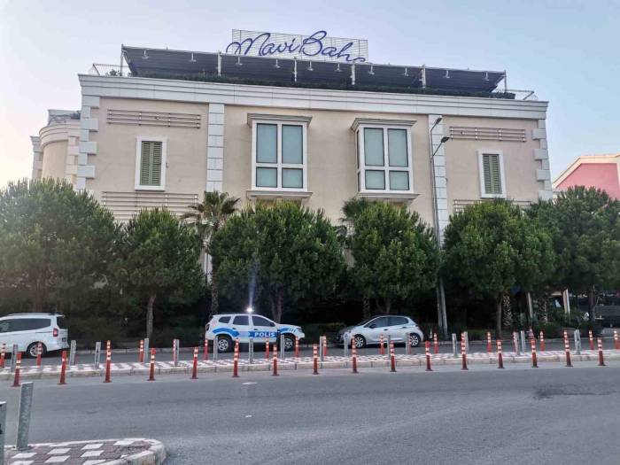 Mavibahçe Avm’de Bıçaklanan Genç Hayatını Kaybetti