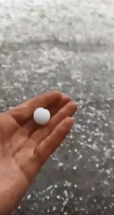 Kars’ı Dolu Vurdu, Tarım Arazileri Zarar Gördü