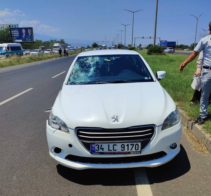 Manisa’da Kahreden Kaza: Anne Öldü, Çocuğu Ağır Yaralandı
