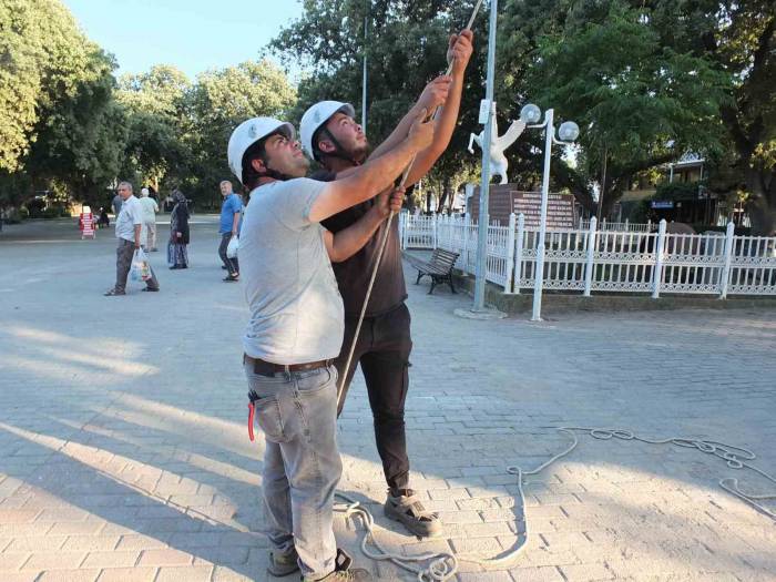 Balıkesir Sahillerinde Büyükşehir Belediyesi’nden Ücretsiz İnternet Hizmeti