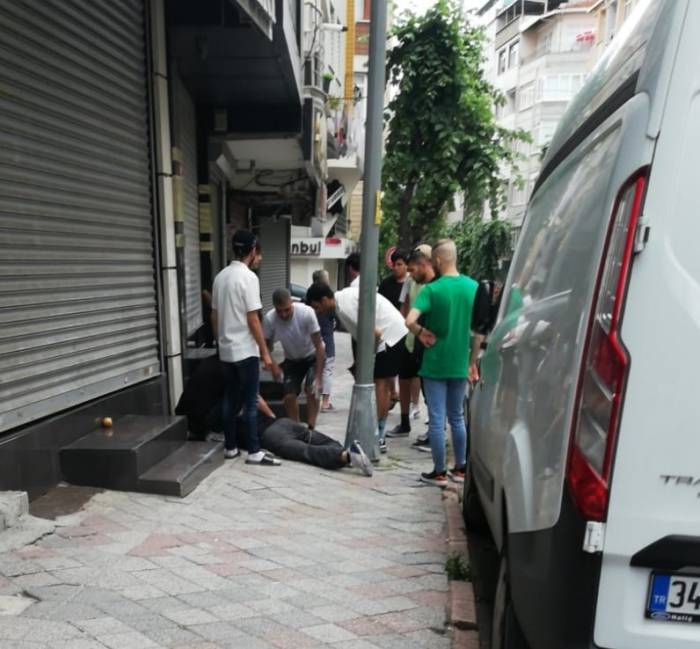 Zeytinburnu’nda Silahlı Çatışma: 1 Yaralı