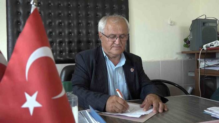 30 Yıldır Kimsenin Deviremediği Muhtar Yeniden Aday Olacak