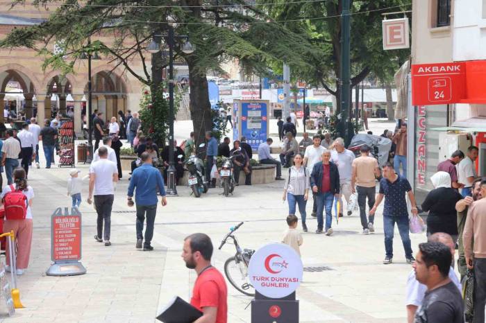 Kurban Bayramı’nda Kastamonu’ya Ziyaretçi Akını: Kent En Kalabalık Günlerini Yaşıyor