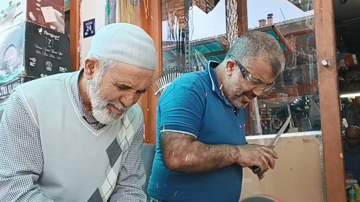 Baba Ve Oğlun Bayram Mesaisi
