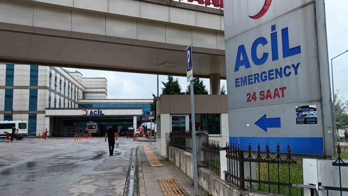 Sokakta Silahlı Saldırıya Uğradı, Katil Zanlısı Kadın Her Yerde Aranıyor