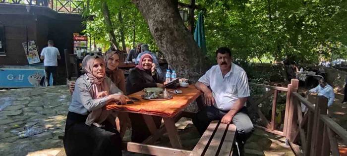 Sıcaklığın 40 Dereceyi Aştığı Batman’da Vatandaşlar Mesire Alanlarına Akın Etti