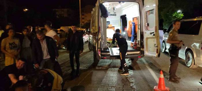 Motosiklet Köpeğe Çarptı: 2 Yaralı