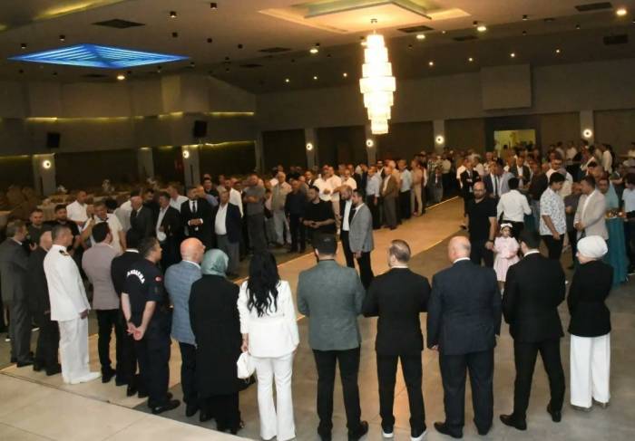 Başiskeleliler Bayramlaştı, Çocuklar Harçlıklarına Kavuştu