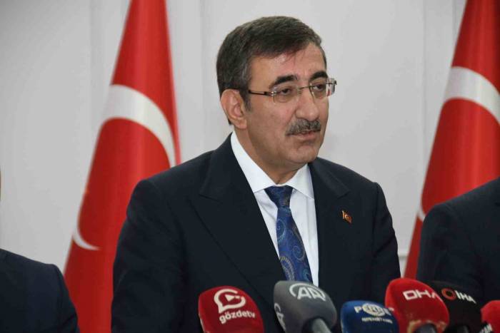 Cumhurbaşkanı Yardımcısı Yılmaz’dan İsveç Makamları Ve Uluslararası Camiaya Çağrı