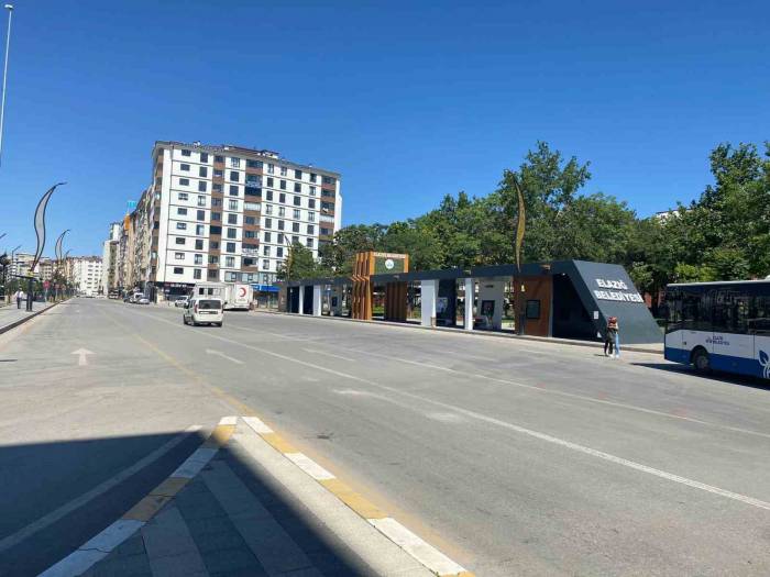 Elazığ’da Bayram Nedeniyle Yollar Boş Kaldı