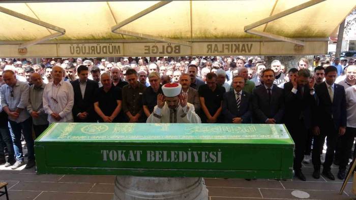 Kazada Vefat Eden Daire Başkanı Son Yolculuğuna Uğurlandı