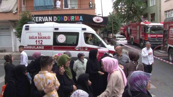 Ümraniye’de Korkutan Yangın: 1 Kişi Yaralandı