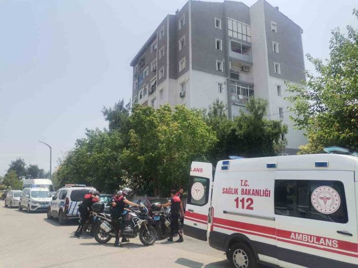 İzmir’de Korkunç Olay: Eşini Ve Eşinin Kardeşini Öldürdü