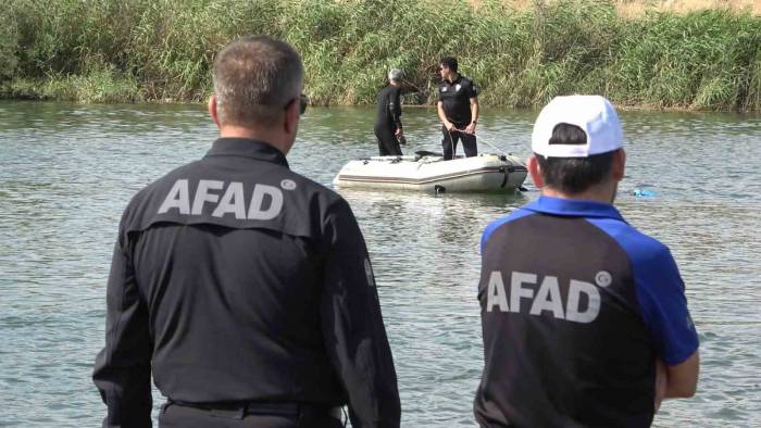 Kızılırmak’a Düşen Topu Almak İçin Suya Giren 3 Çocuk Canından Oldu