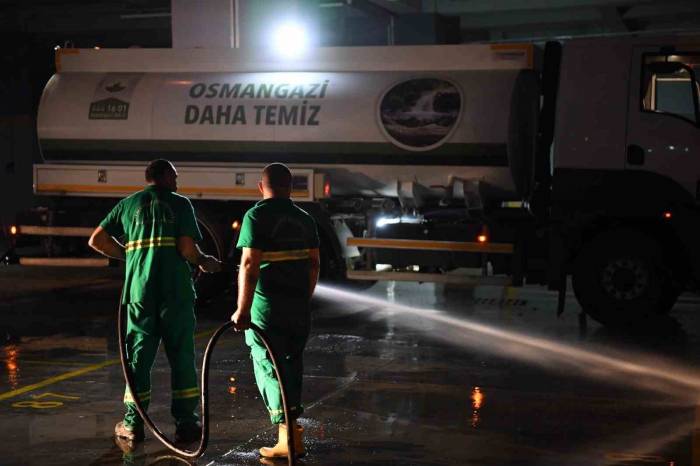 Kurban Kesim Alanlarında Aralıksız Temizlik