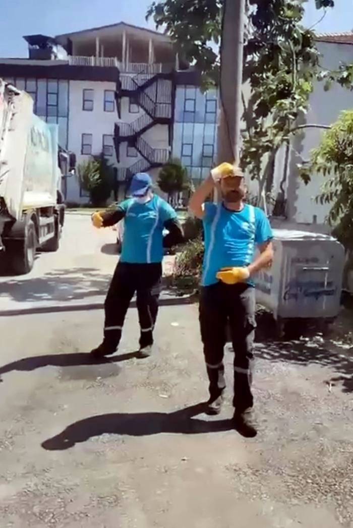 Bayram Günü Yürekleri Isıtan Görüntü