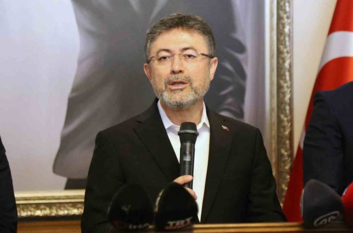 Bakan Yumaklı Duyurdu: Satılamayan Kurbanlıkları Et Ve Süt Kurumu Satın Alacak