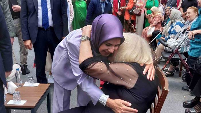 Aile Ve Sosyal Politikalar Bakanı Göktaş’tan Darülaceze’ye Bayram Ziyareti