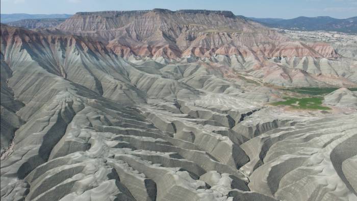 Başkentin 10 Milyon Yıllık Rengarenk Tepeleri: Gökkuşağı Tepeleri