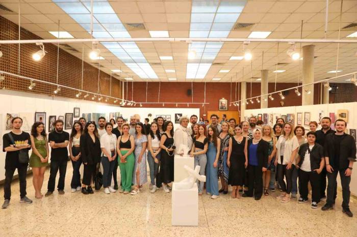 Deü’den "zamansız" Sergi