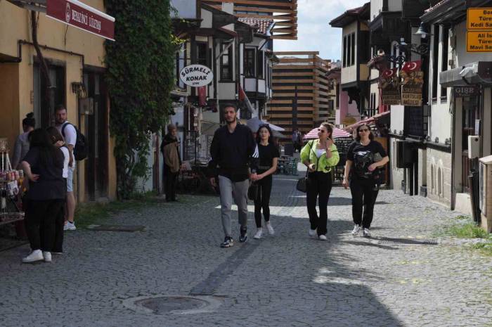 Odunpazarı Esnafı Bu Yaz Ekstra Yoğunluk Olmasını Bekliyor