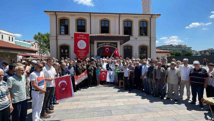 Kur’an-ı Kerim’e Yapılan Menfur Saldırıya Tepki: “kutsal Kitabımızın Yakılmasına İzin Vermek Tek Kelimeyle Alçaklıktır"