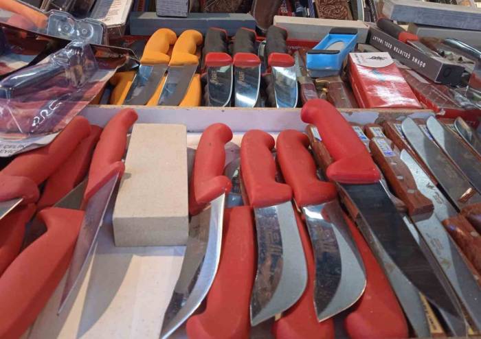 Bıçakçı Esnafından Kurban Bıçağının Temizliği Ve Muhafazasıyla İlgili Önemli Tavsiye