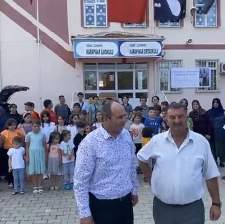Uzunköprü’de Çocuklara Bayram Harçlığı Geleneği