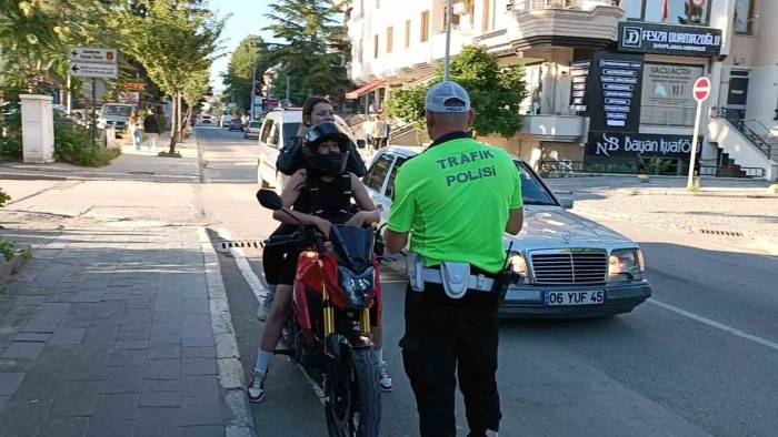 Ekipler Bayram Süresince 1 Milyon Tl Ceza Yazdı