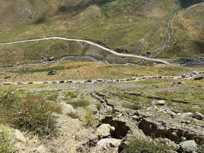 Yüksekova’nın En Yüksek Festivaline Türkiye Ve Dünya’dan Akın Ediyor