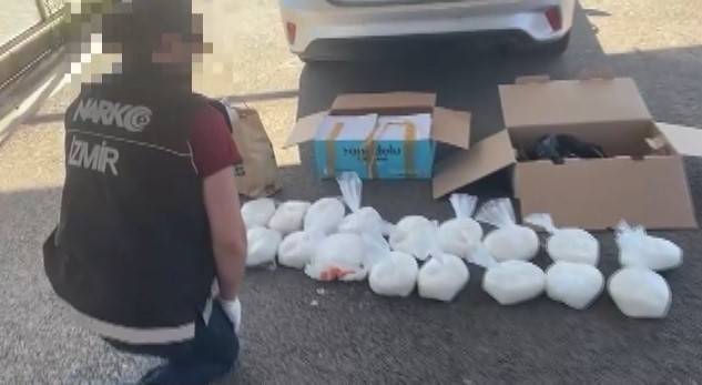 Uyuşturucu Sevkiyatçısı, 42 Kilo Metamfetaminle Yakalandı