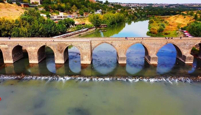 Ulaştırma Ve Altyapı Bakanlığı: "tarihi Köprüler Koruma Altında"