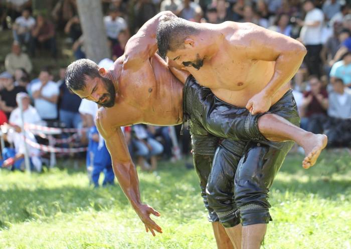 Kabulbaba’da Zafer Şimşek’in... Ağa İse 3. Kez Niyazi Dal Oldu