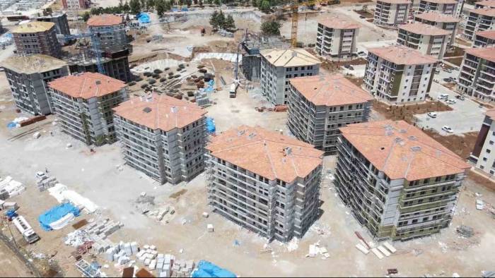 Bakan Özhaseki: “deprem Bölgesinde Durup Dinlenmek İçin Vaktimiz Yok”