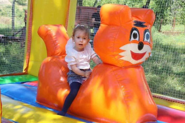 Şenlikten Çocuk Sesleri Yükseldi