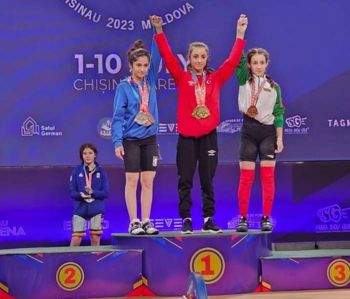 Koloğlu Avrupa Şampiyonu Sporcusunu Unutmadı